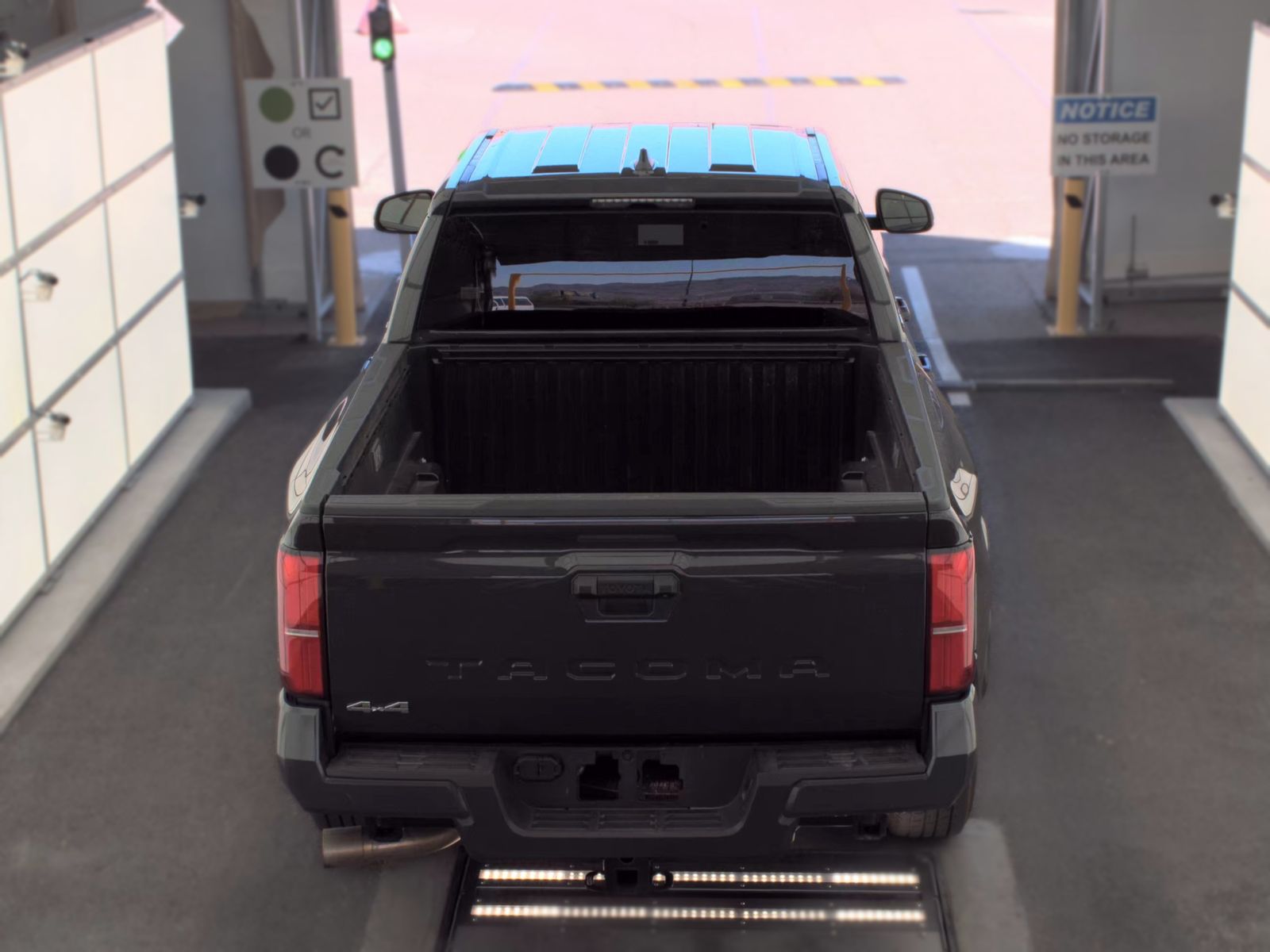 2026 Toyota Tacoma SR5 AWD