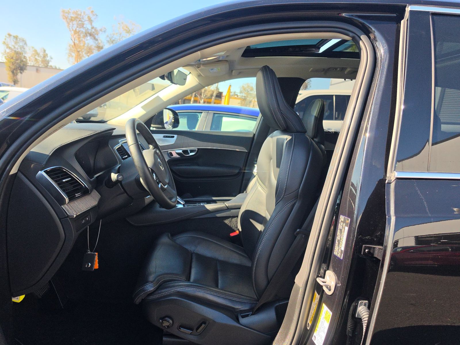 2024 Volvo XC90 Recharge T8 Ultimate AWD