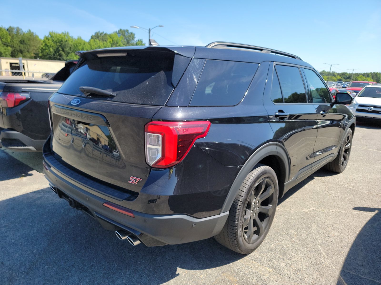 2022 Ford Explorer ST AWD