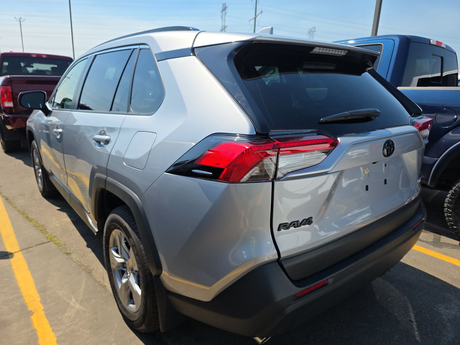 2025 Toyota RAV4 Hybrid LE AWD