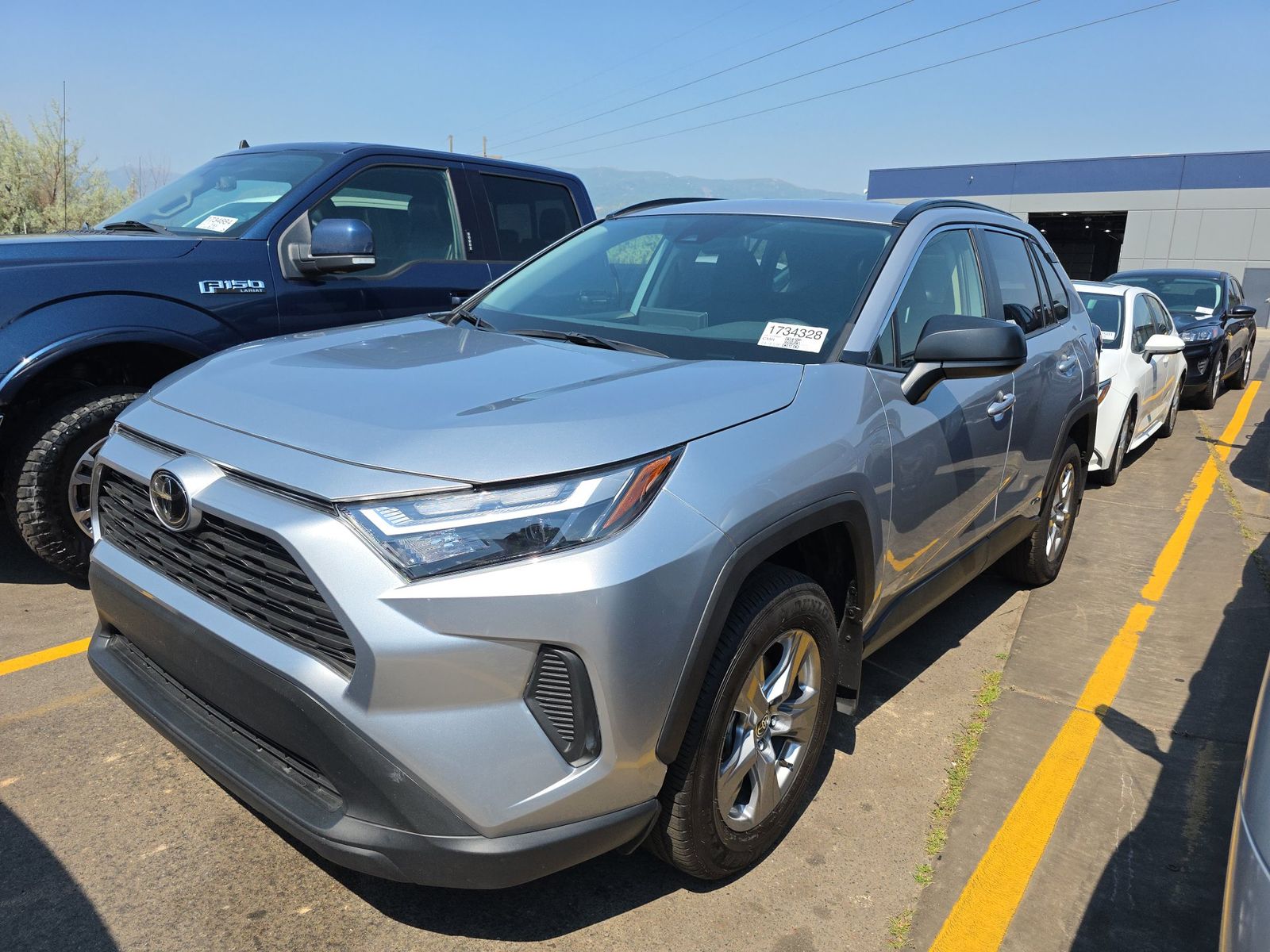 2025 Toyota RAV4 Hybrid LE AWD