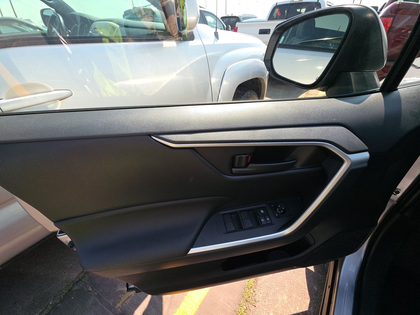 2025 Toyota RAV4 Hybrid LE AWD