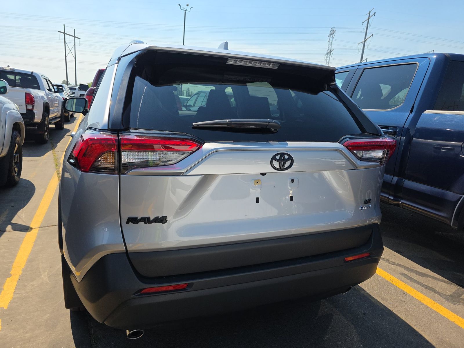 2025 Toyota RAV4 Hybrid LE AWD