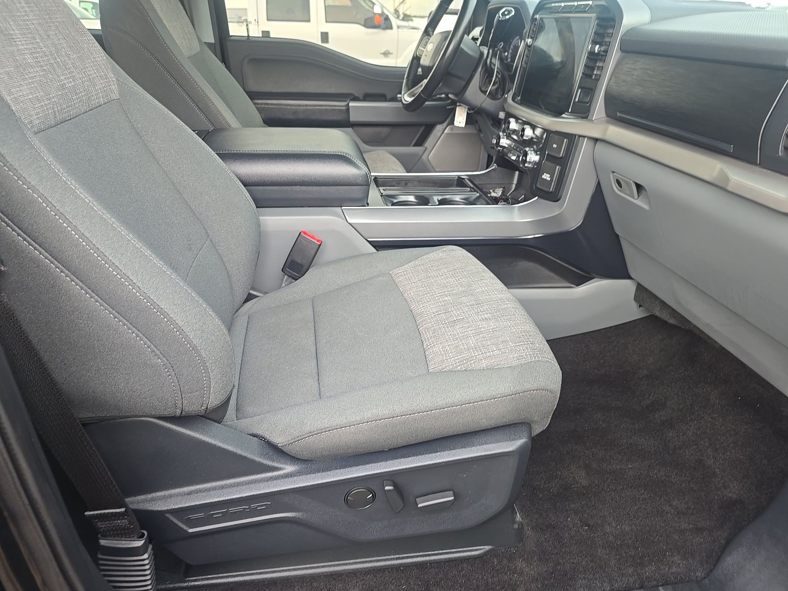 2022 Ford F-150 XLT FWD