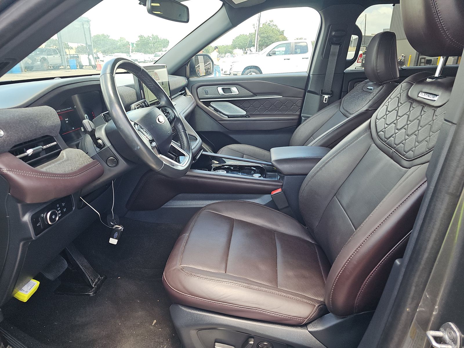 2025 Ford Explorer Platinum AWD