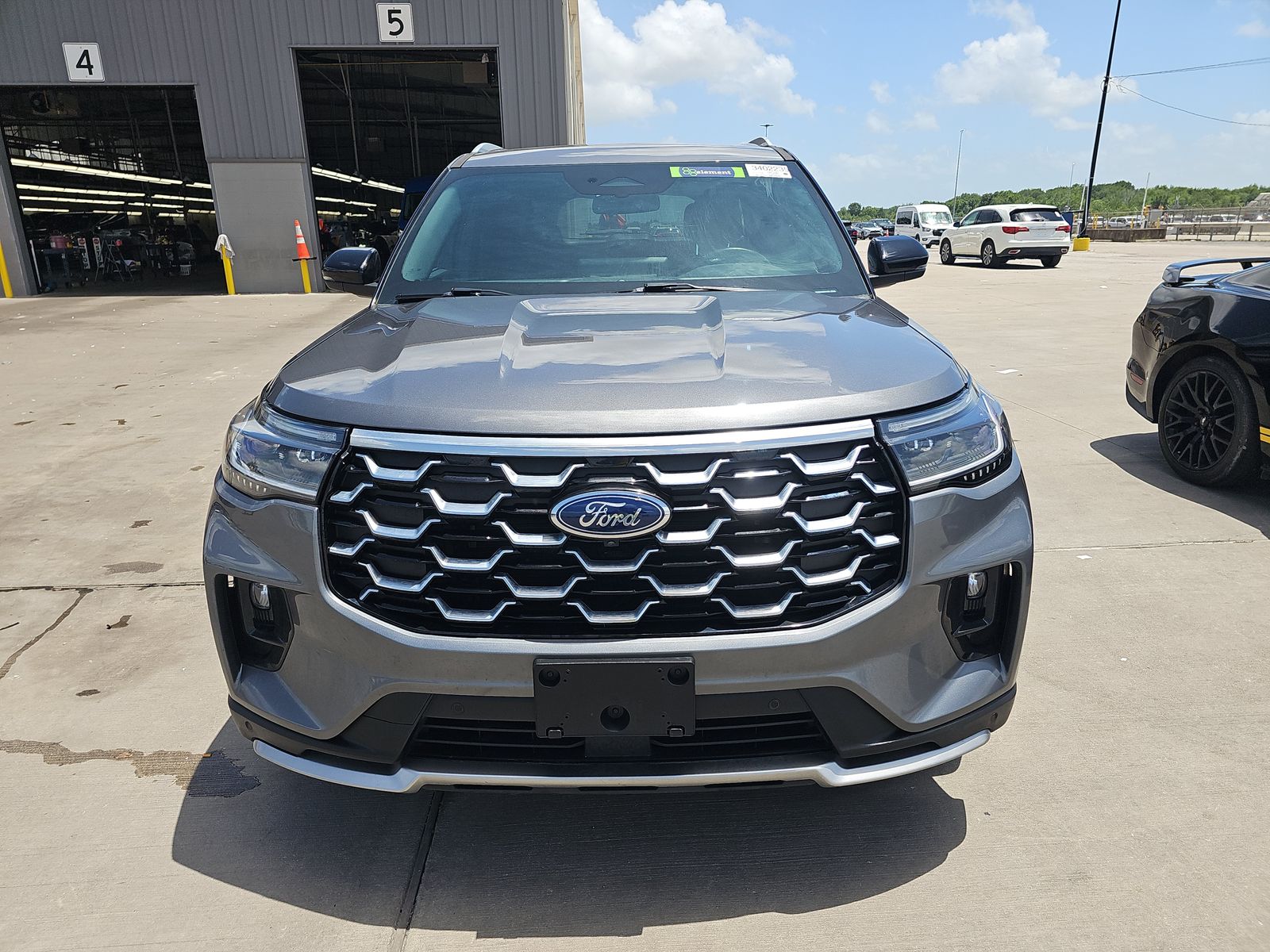2025 Ford Explorer Platinum AWD