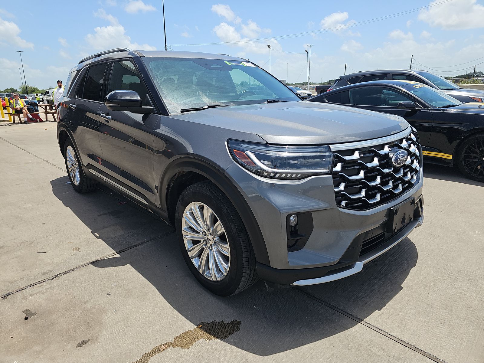 2025 Ford Explorer Platinum AWD