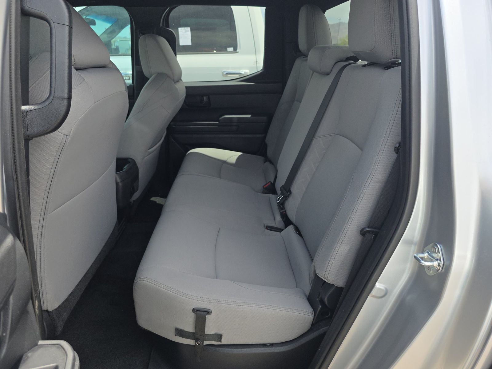 2025 Toyota Tacoma SR5 AWD