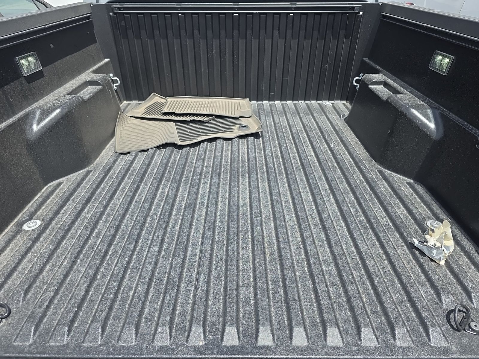 2025 Toyota Tacoma SR5 AWD