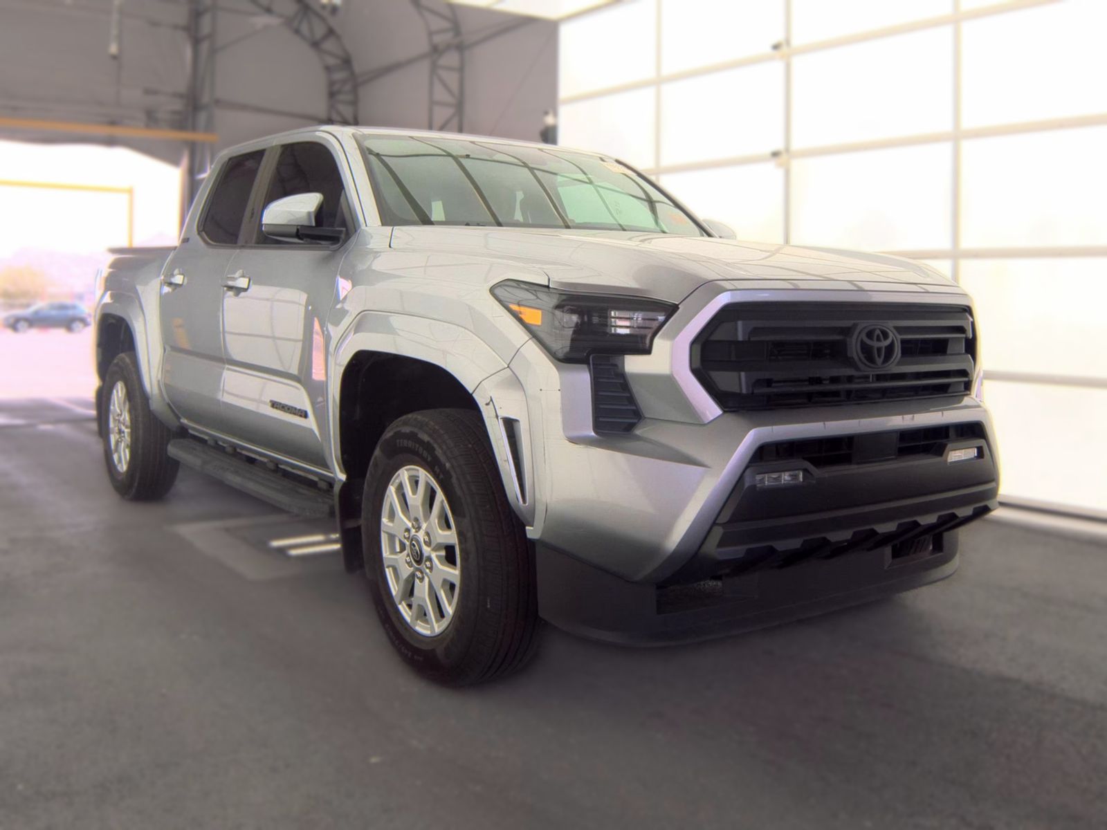 2025 Toyota Tacoma SR5 AWD