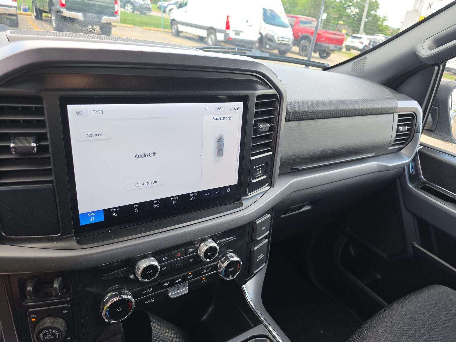 2025 Ford F-150 XLT AWD