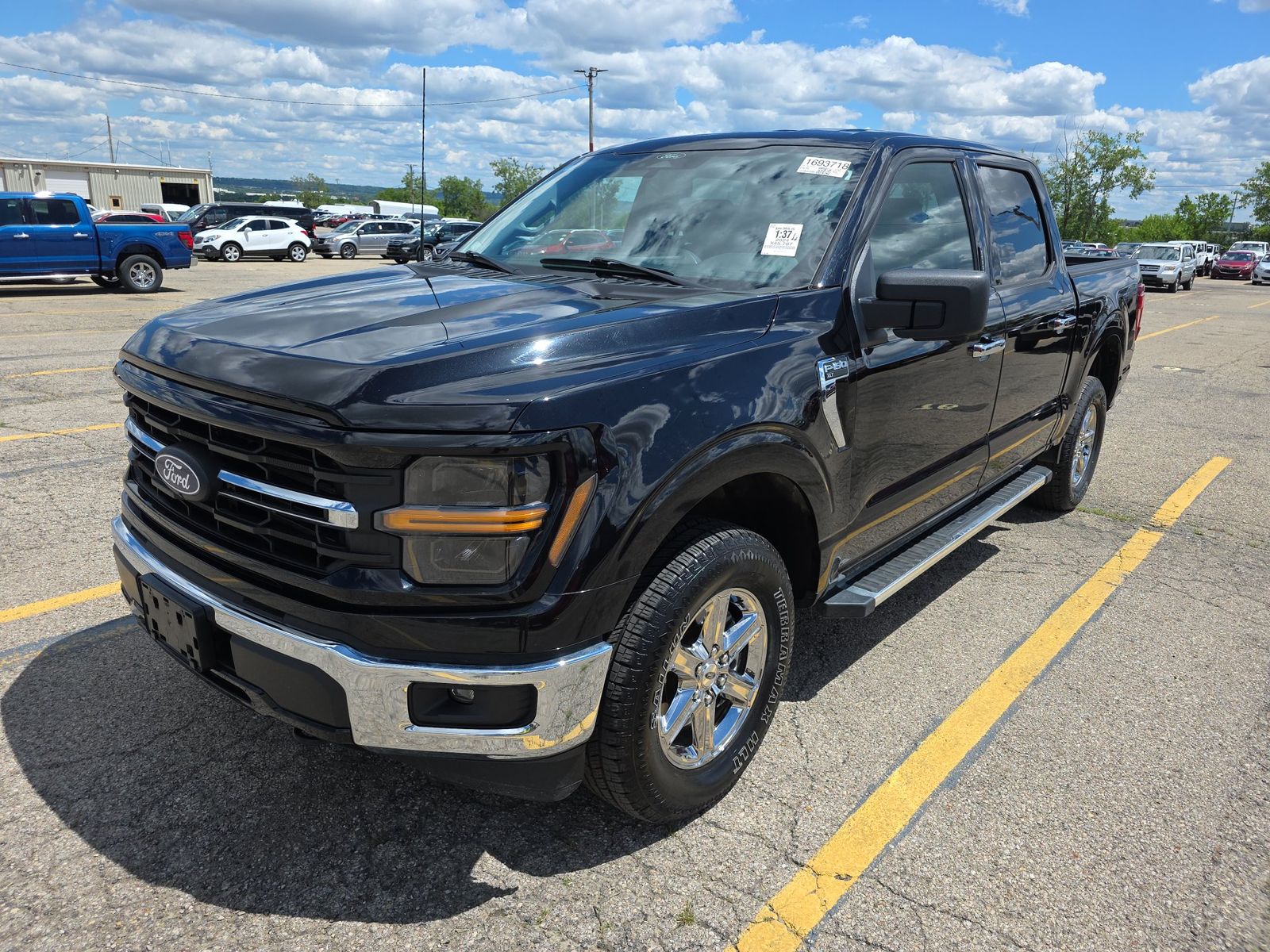 2024 Ford F-150 XLT AWD