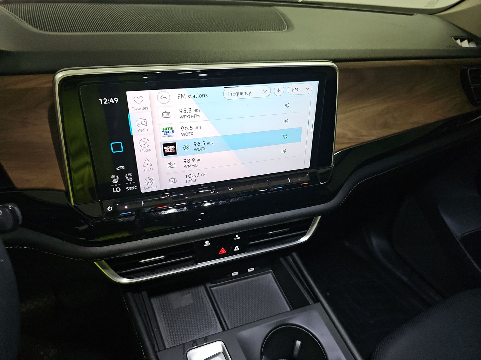 2024 Volkswagen Atlas 2.0T SE FWD