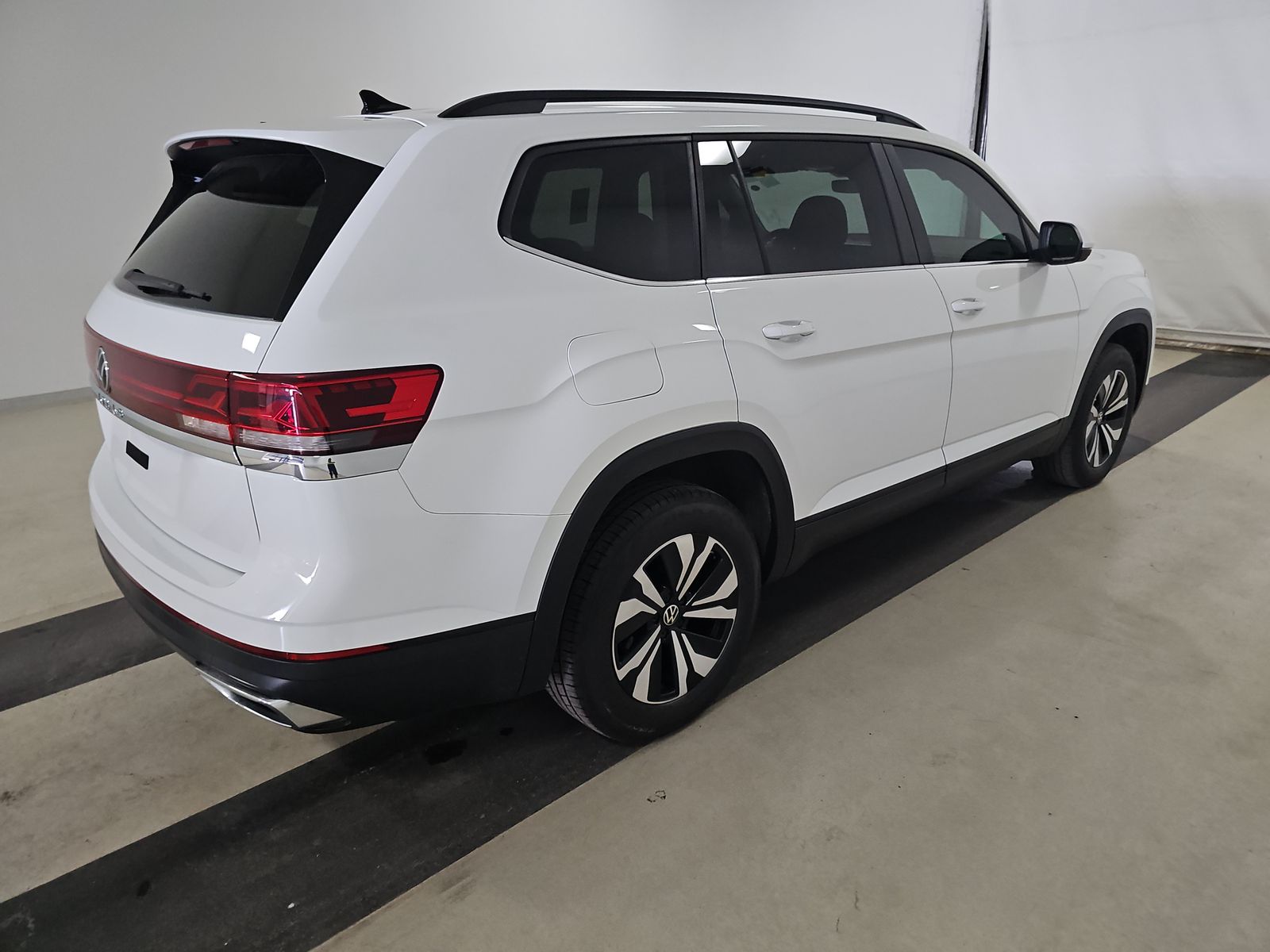 2024 Volkswagen Atlas 2.0T SE FWD