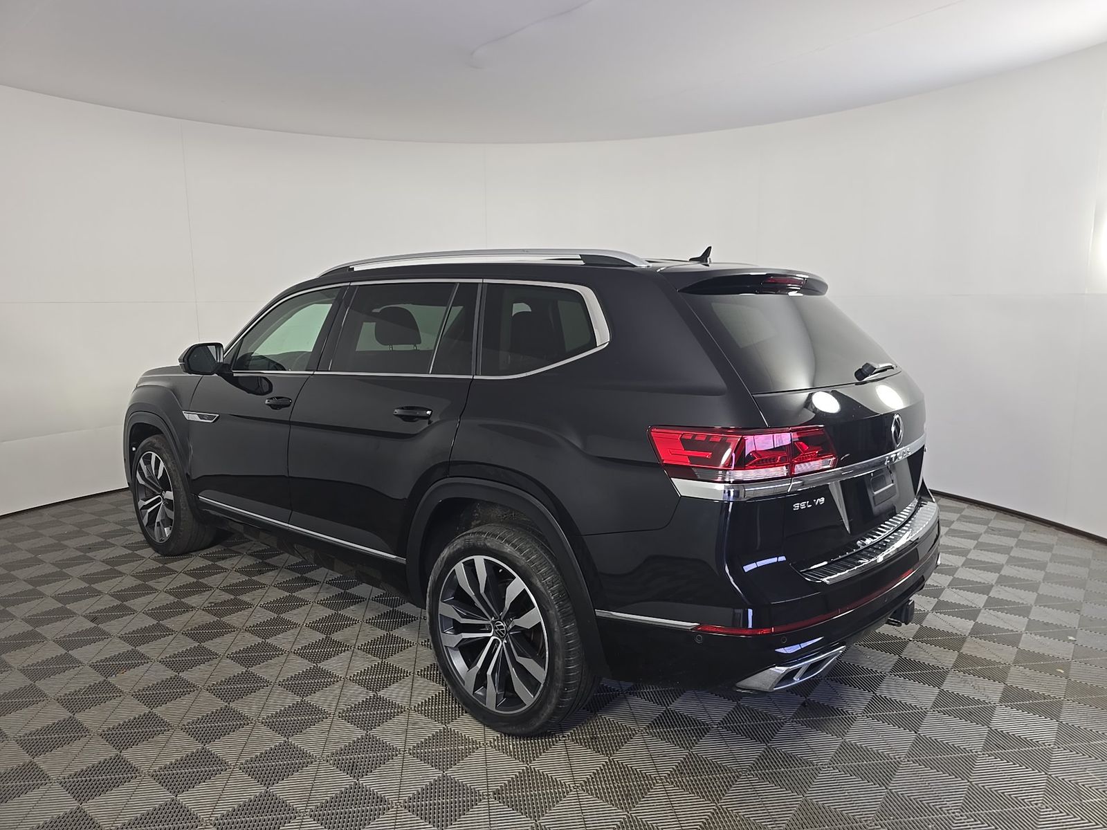 2023 Volkswagen Atlas 3.6L SEL Premium R-Line AWD