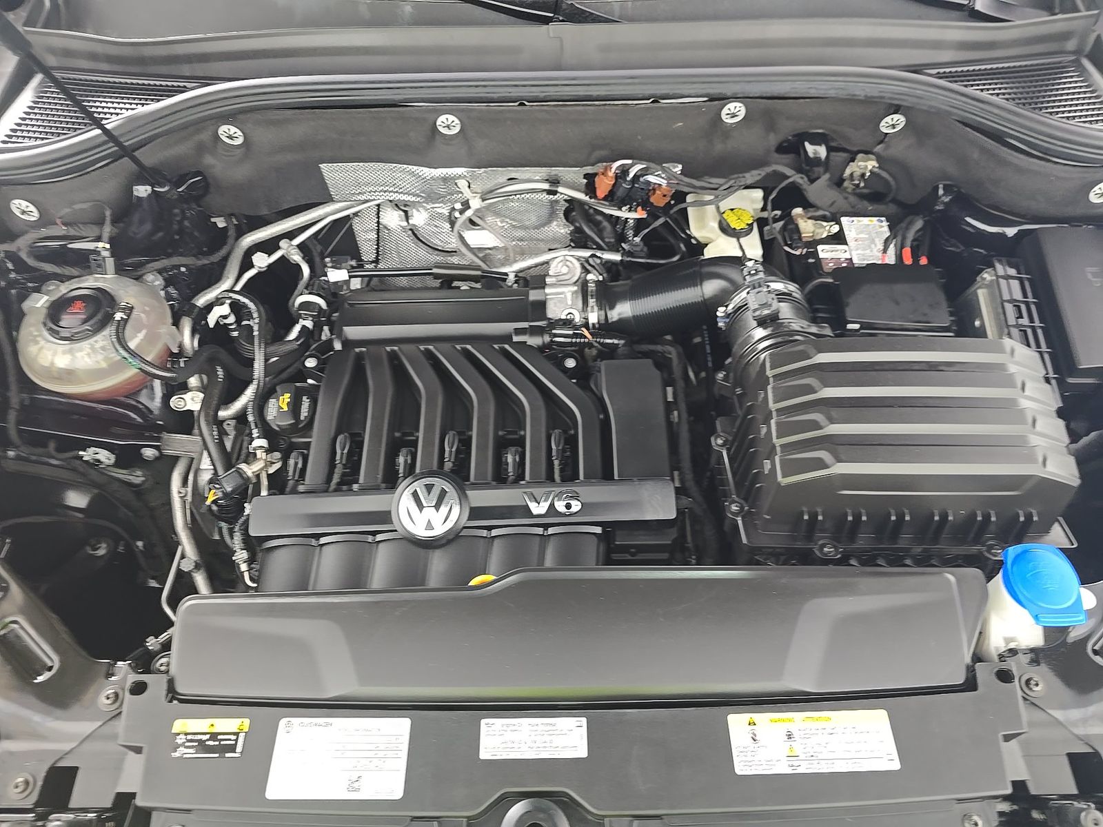 2023 Volkswagen Atlas 3.6L SEL Premium R-Line AWD