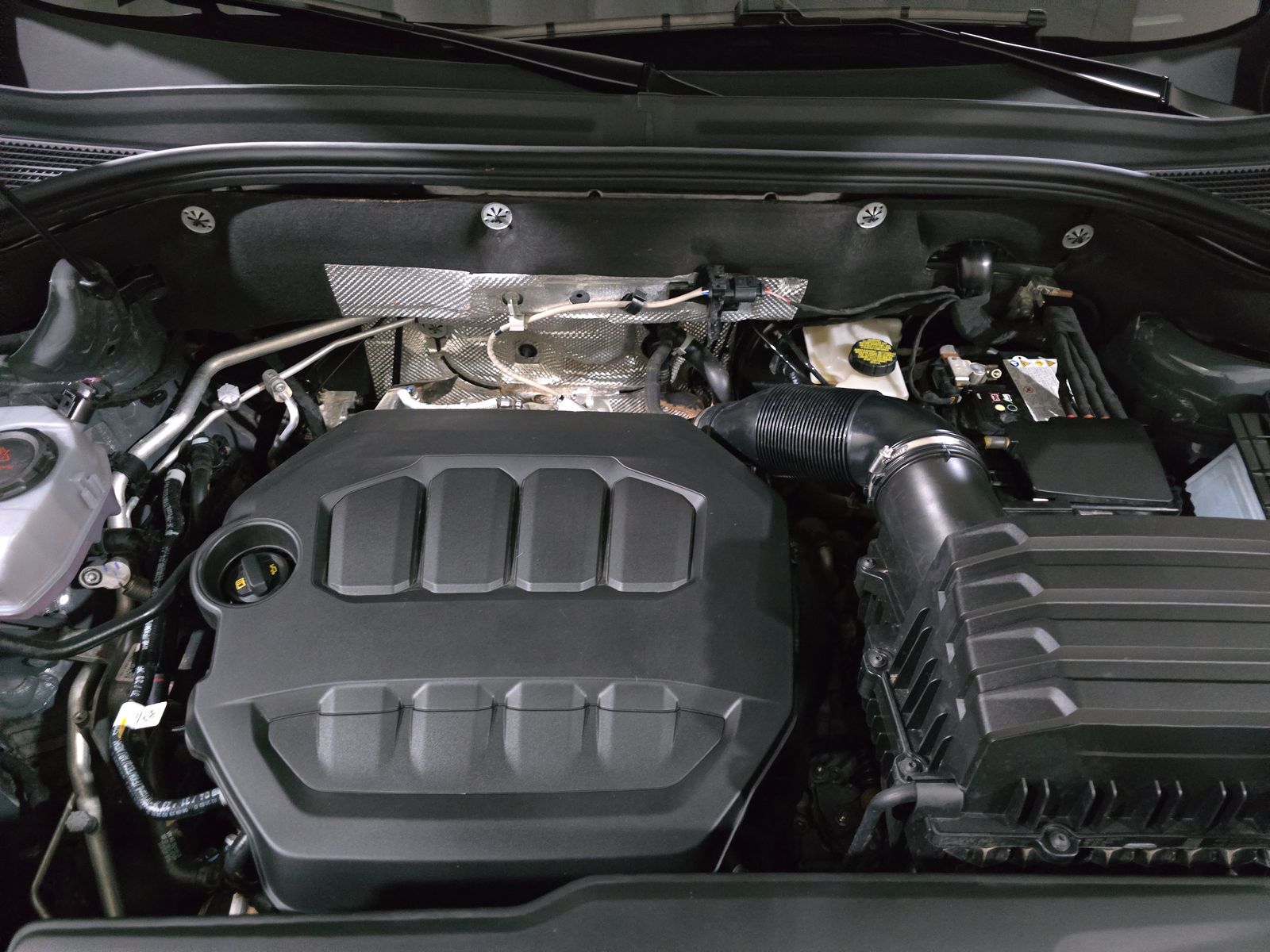 2024 Volkswagen Atlas 2.0T Peak Edition SE AWD
