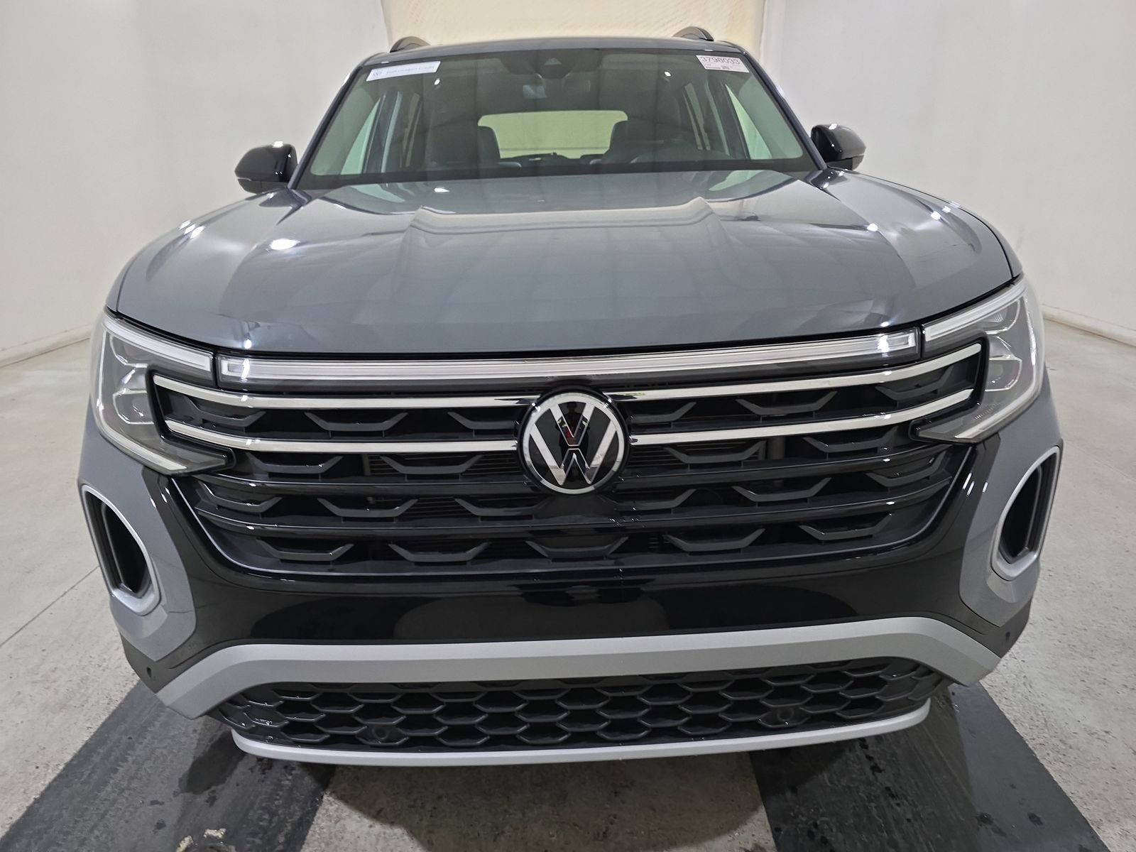 2024 Volkswagen Atlas 2.0T Peak Edition SE AWD