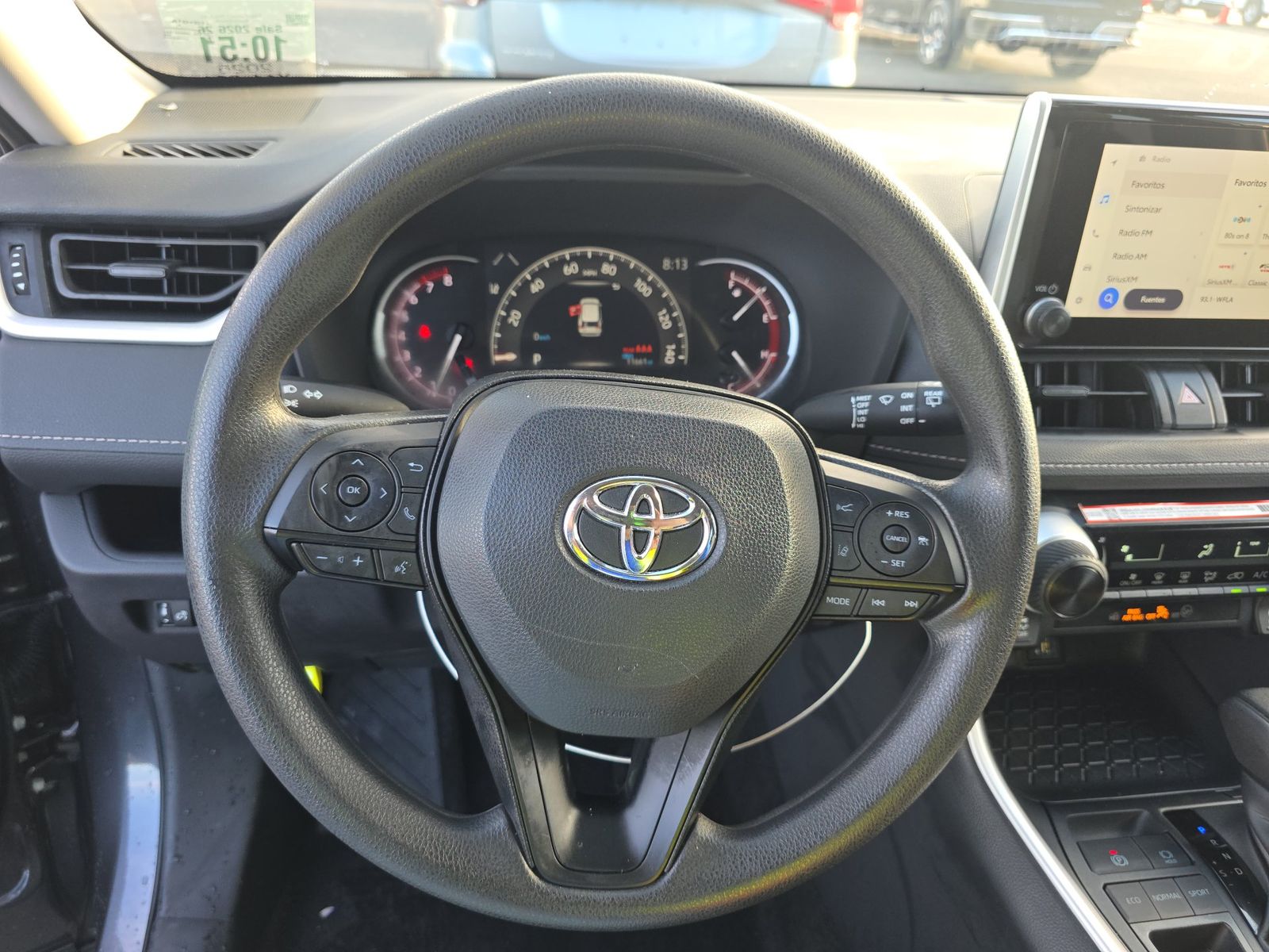 2025 Toyota RAV4 LE FWD