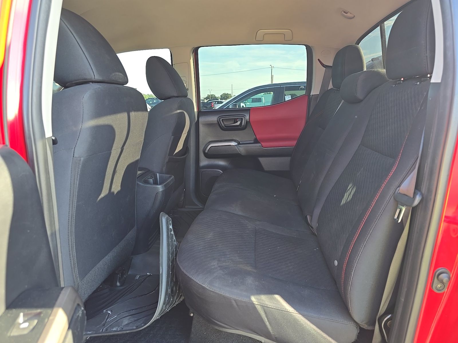2022 Toyota Tacoma SR5 RWD