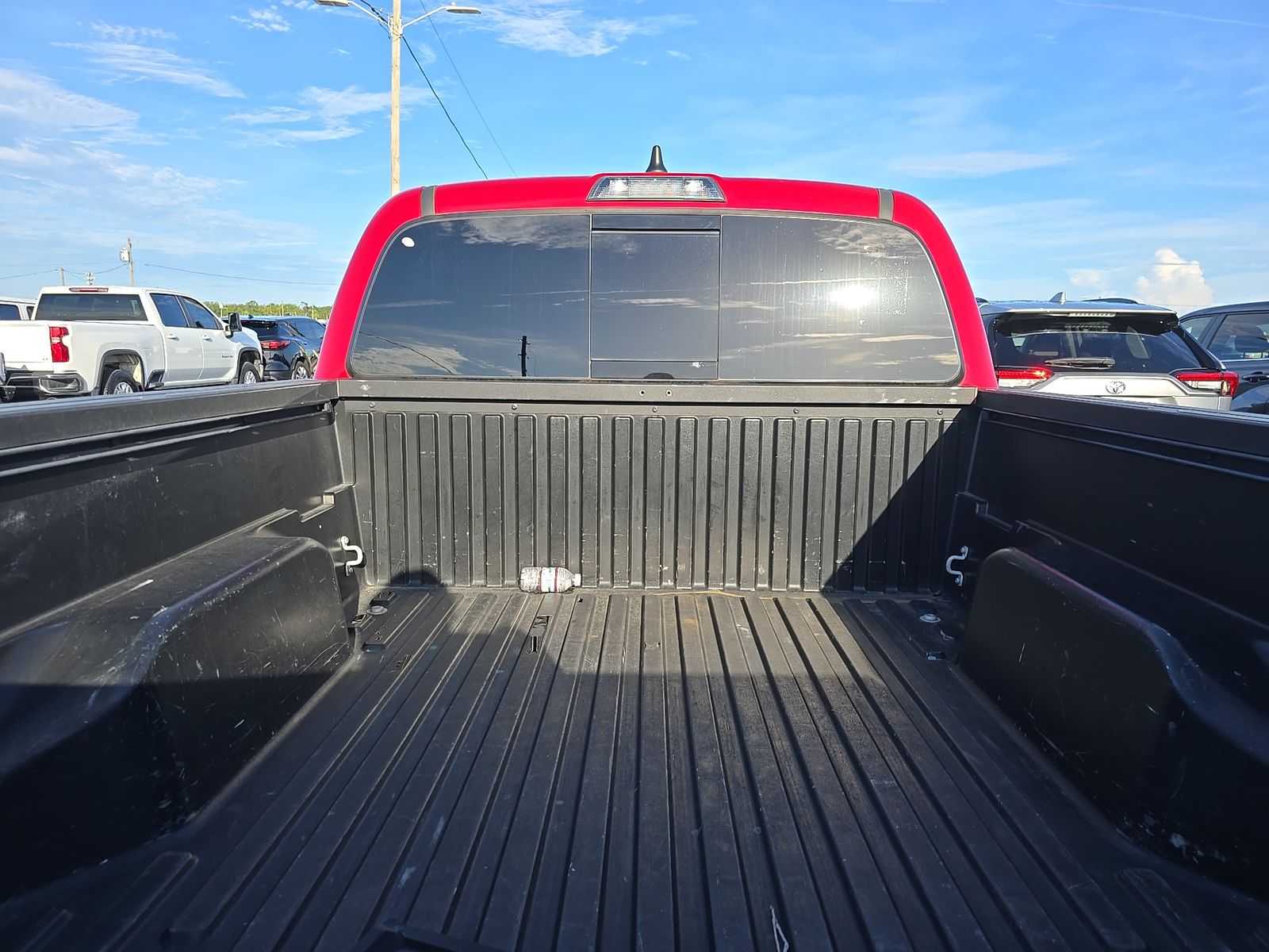 2022 Toyota Tacoma SR5 RWD