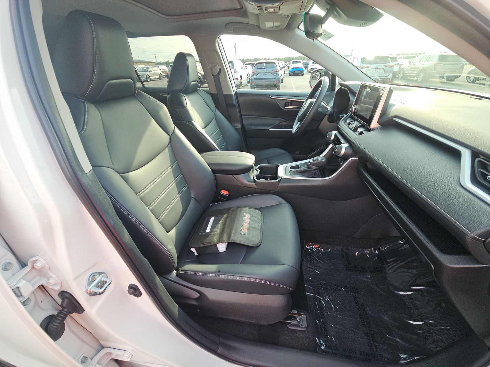 2024 Toyota RAV4 XLE Premium AWD