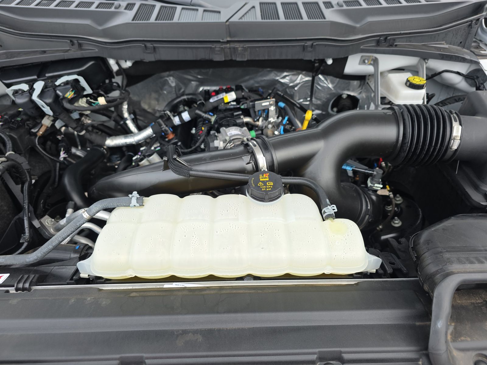 2025 Ford F-150 STX RWD