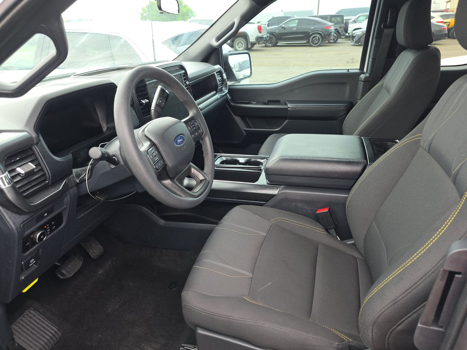 2025 Ford F-150 STX RWD
