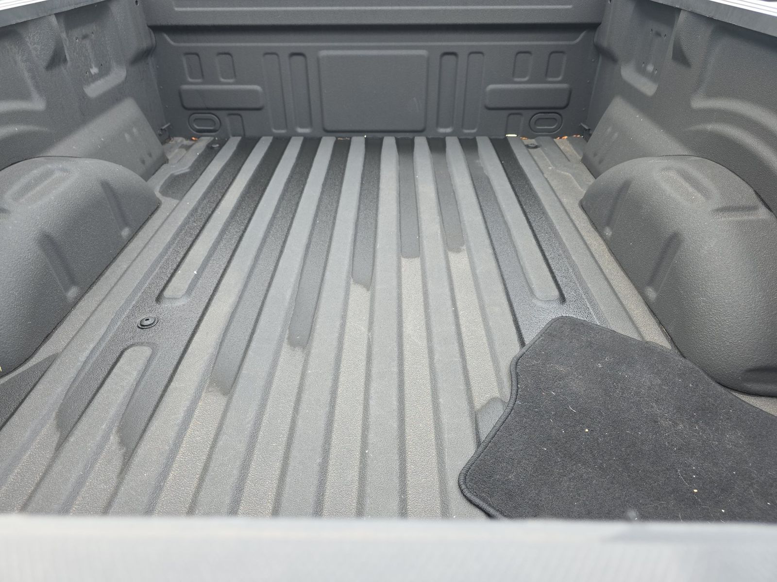 2025 Ford F-150 STX RWD