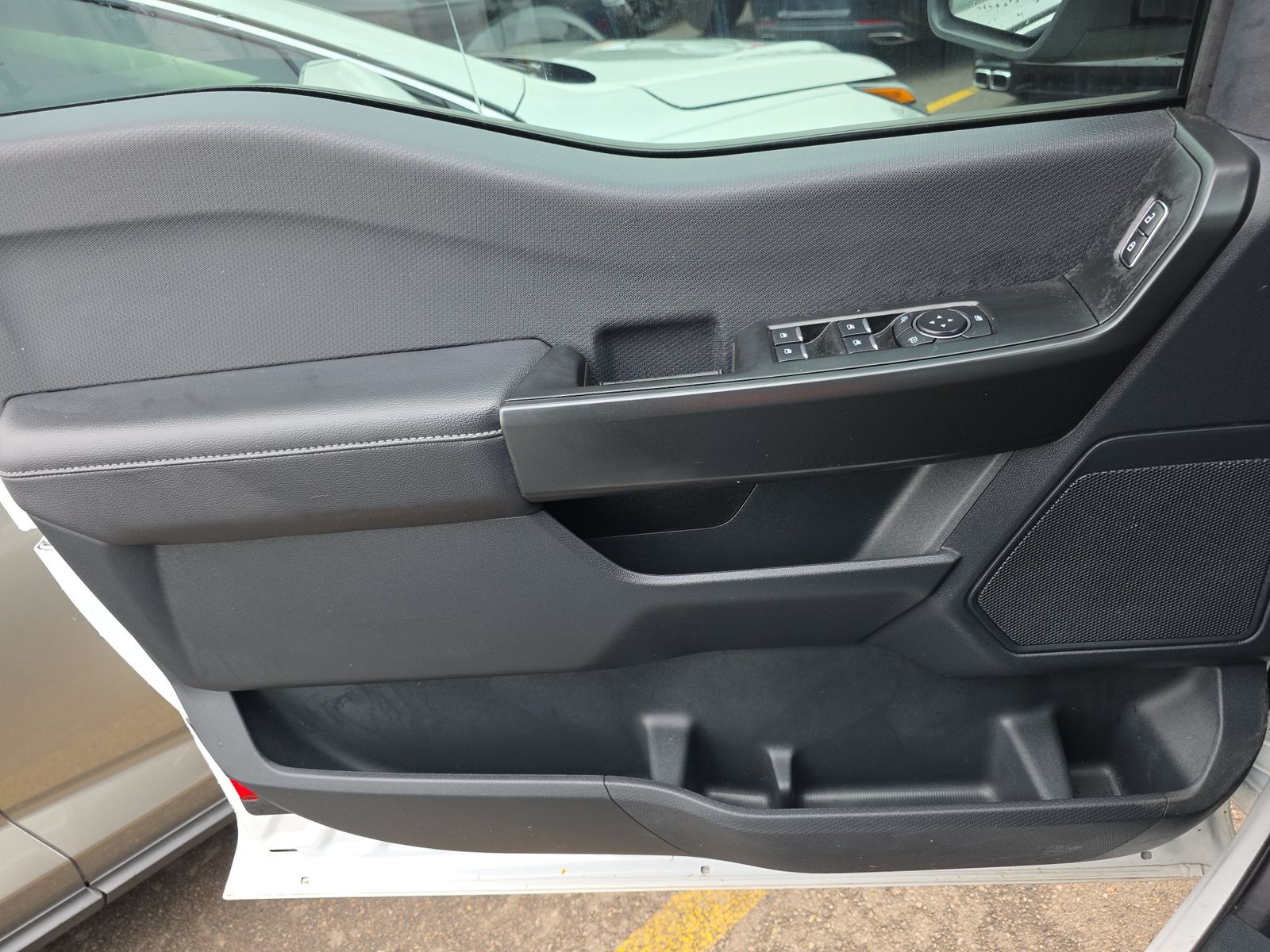 2025 Ford F-150 STX RWD