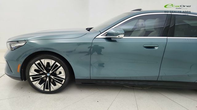 2026 BMW 5 Series 530i RWD