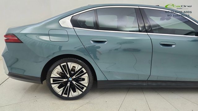 2026 BMW 5 Series 530i RWD
