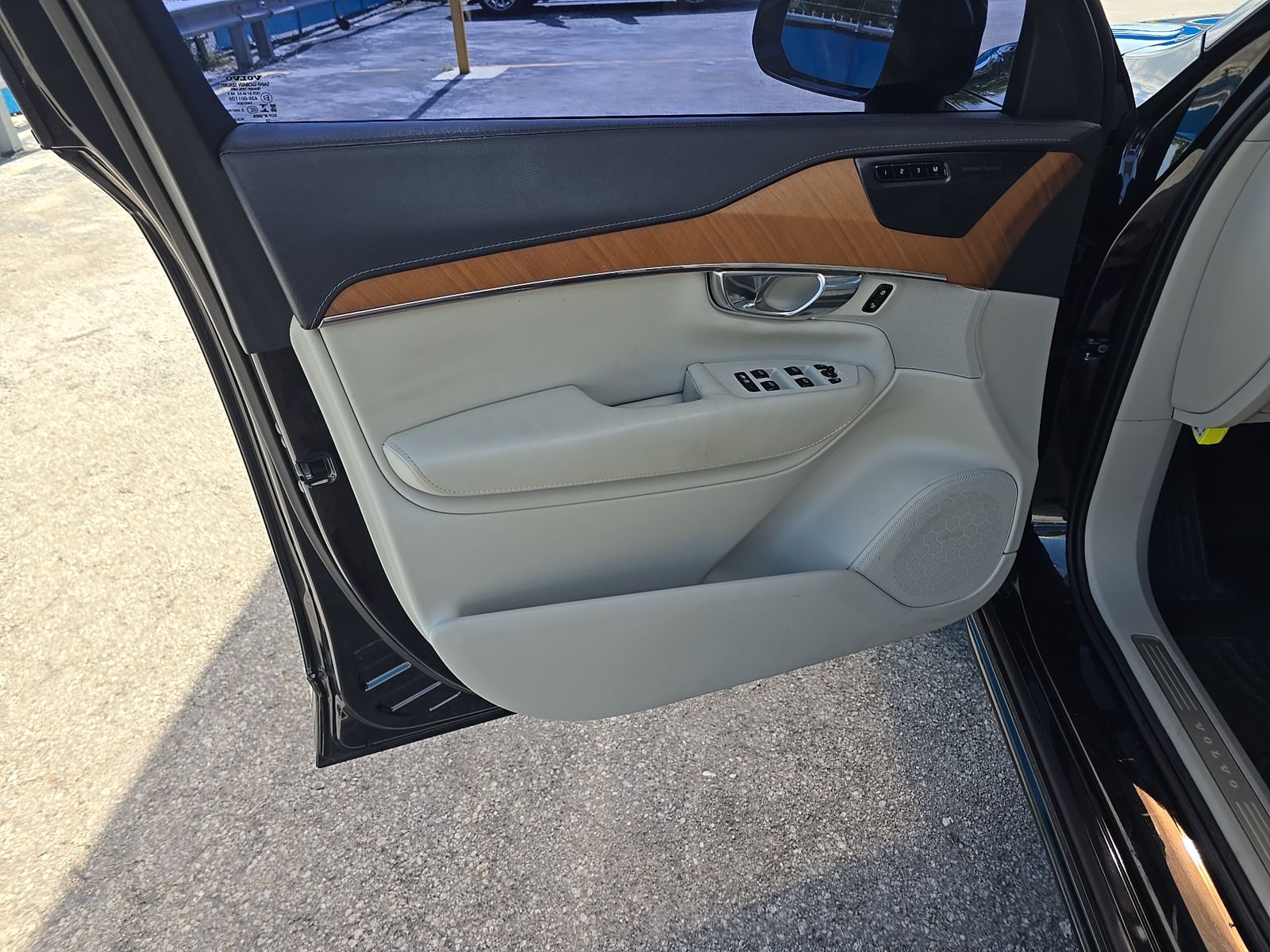 2020 Volvo XC90 T6 Inscription AWD