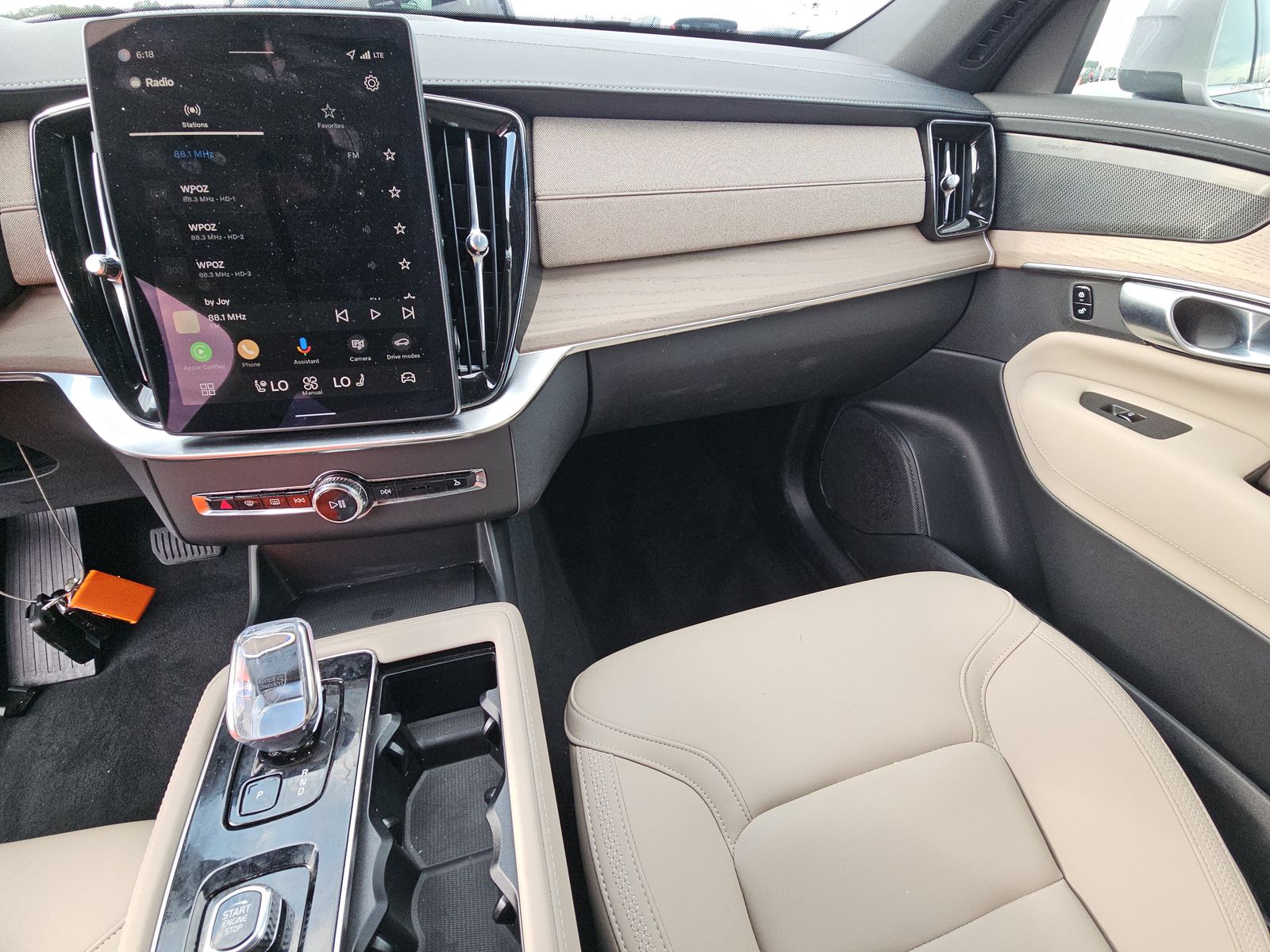 2026 Volvo XC90 B6 Plus FWD