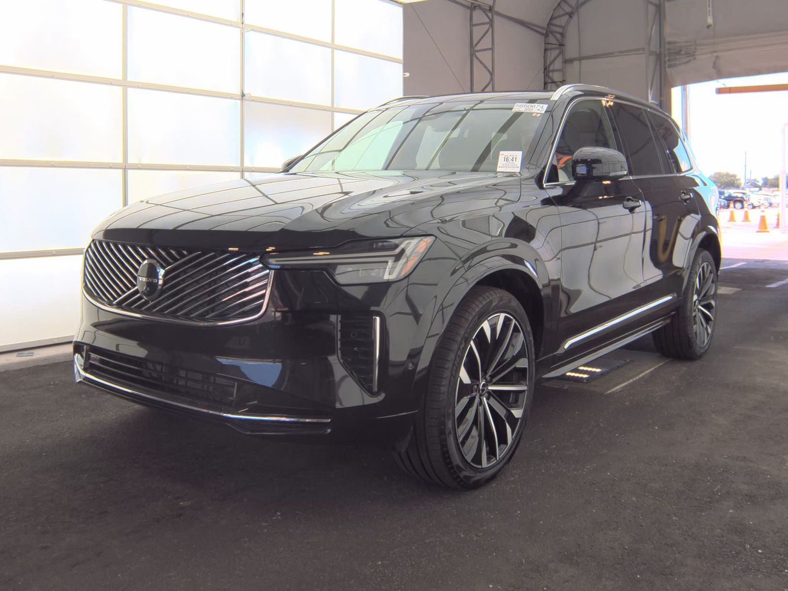 2026 Volvo XC90 B6 Plus FWD