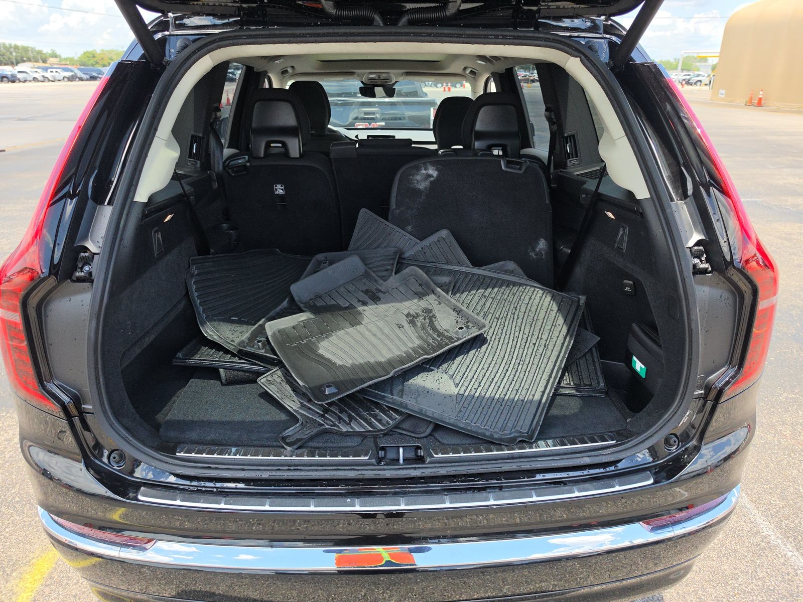 2026 Volvo XC90 B6 Plus FWD
