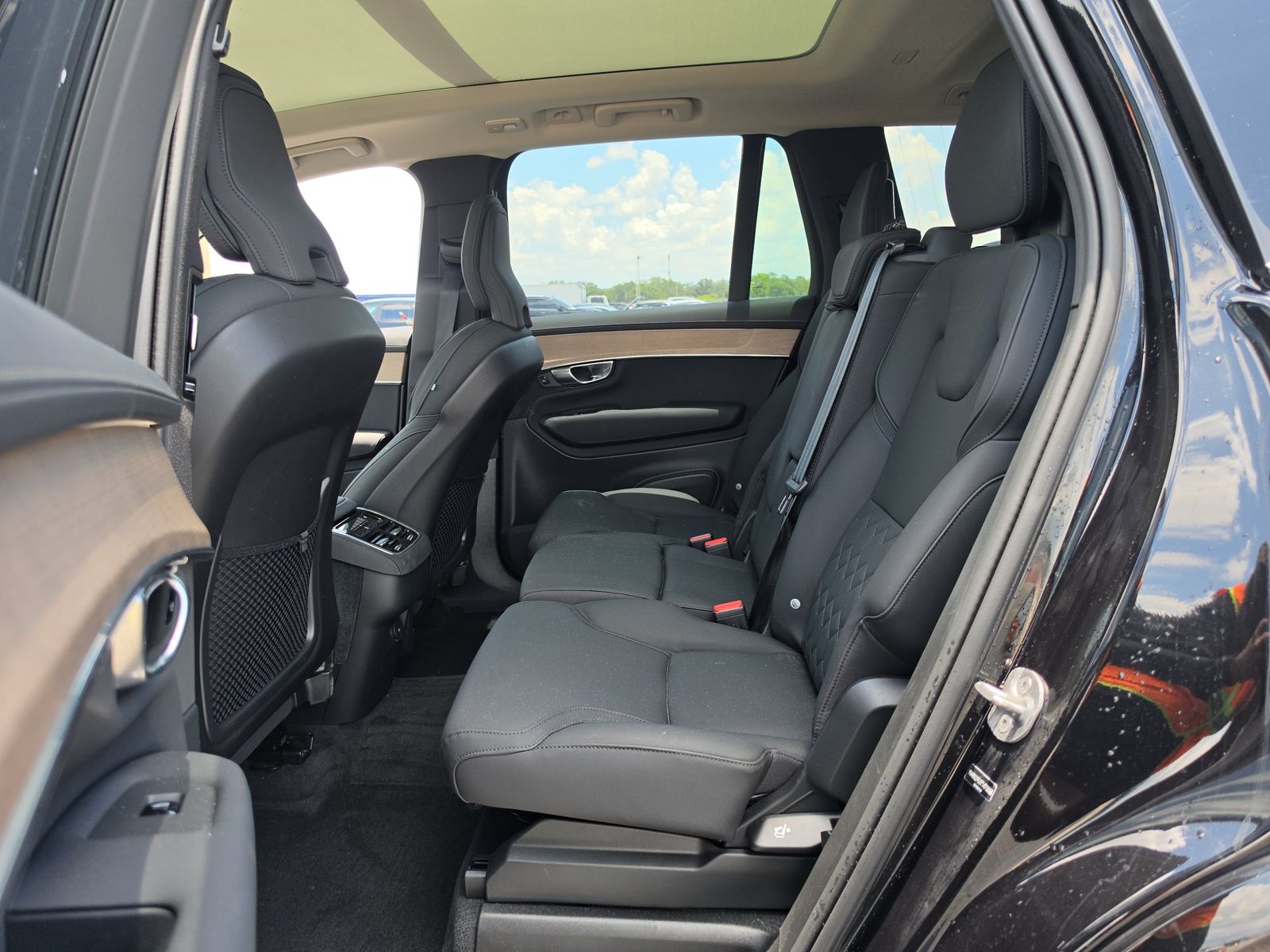 2026 Volvo XC90 B6 Plus FWD