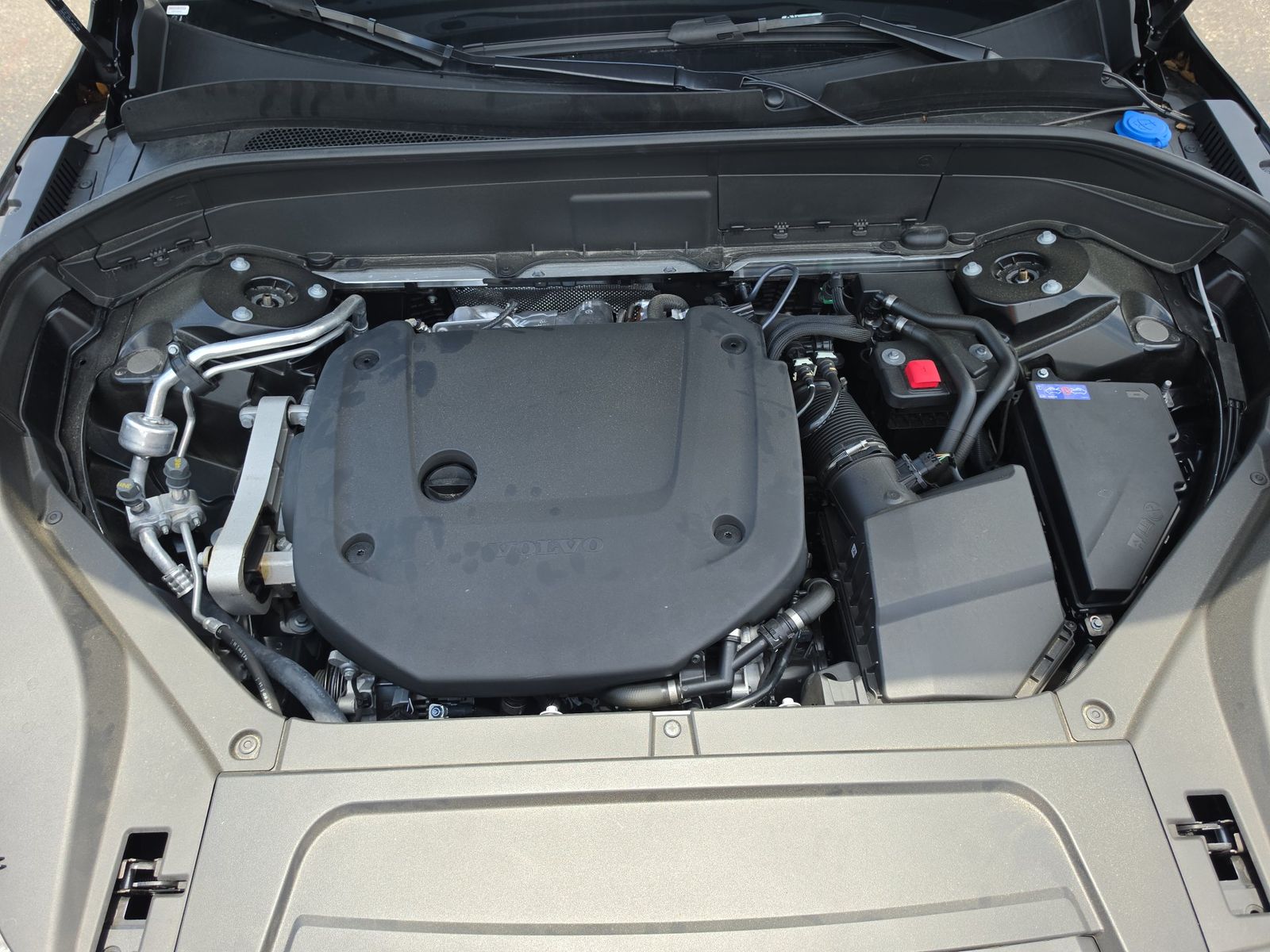 2026 Volvo XC90 B6 Plus FWD