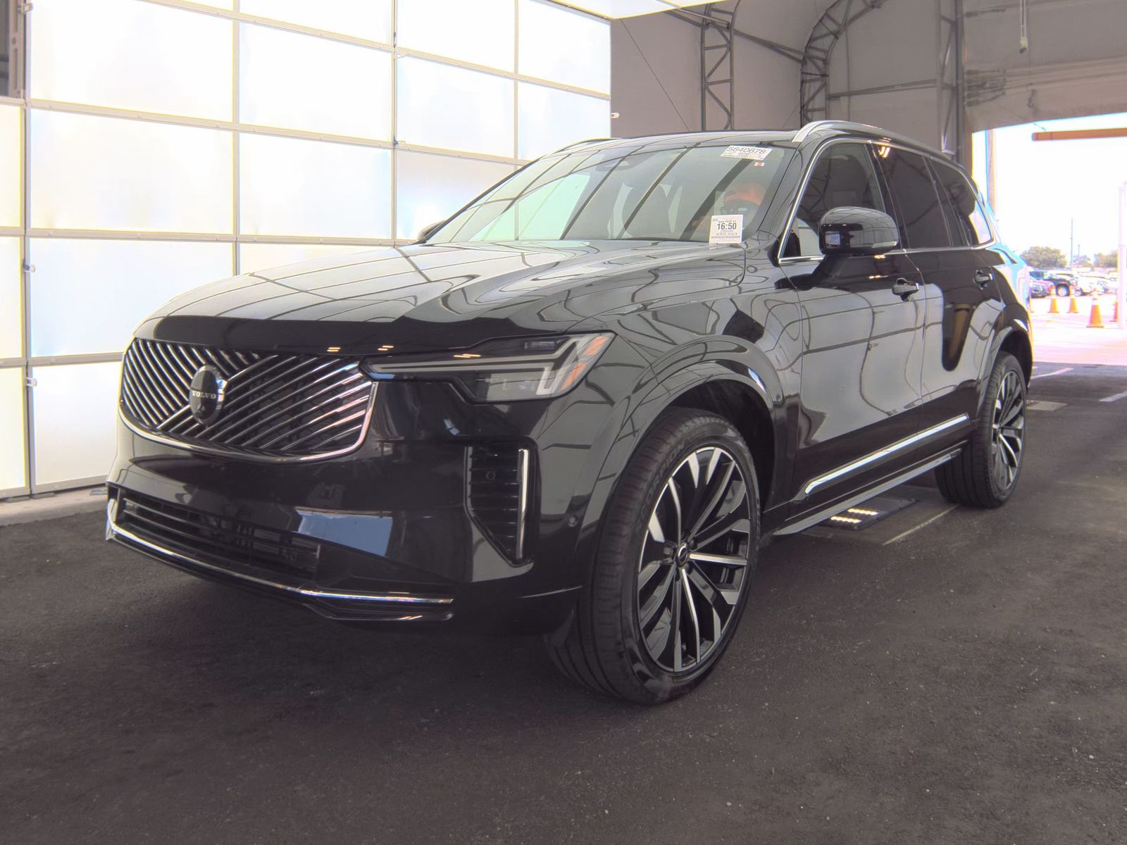 2026 Volvo XC90 B6 Plus FWD