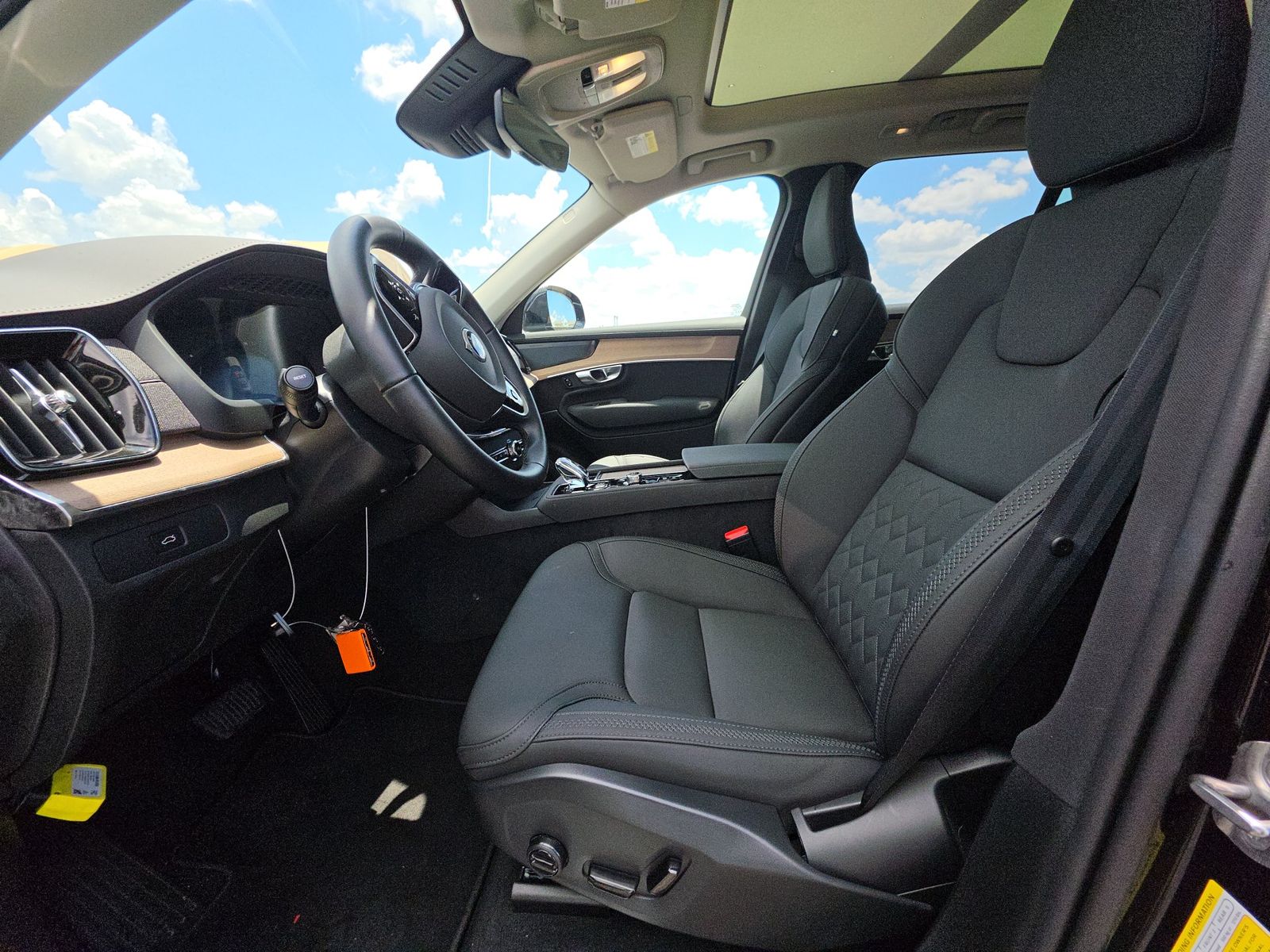 2026 Volvo XC90 B6 Plus FWD
