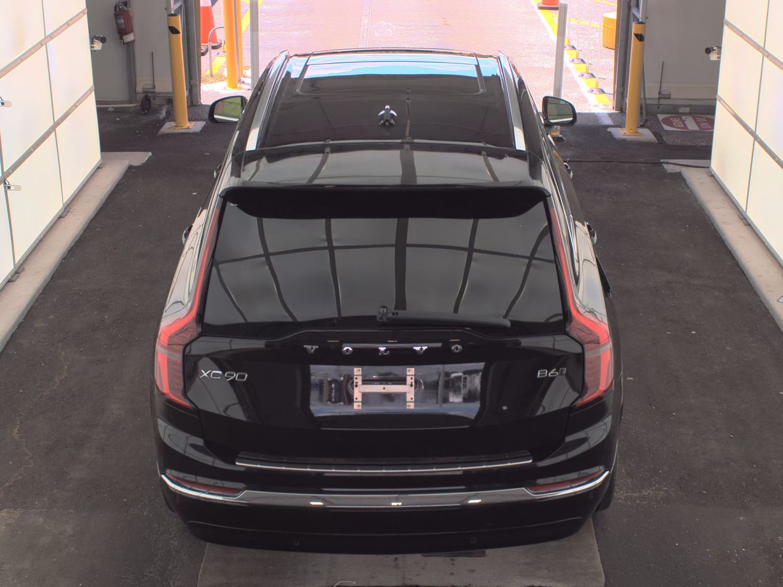 2026 Volvo XC90 B6 Plus FWD