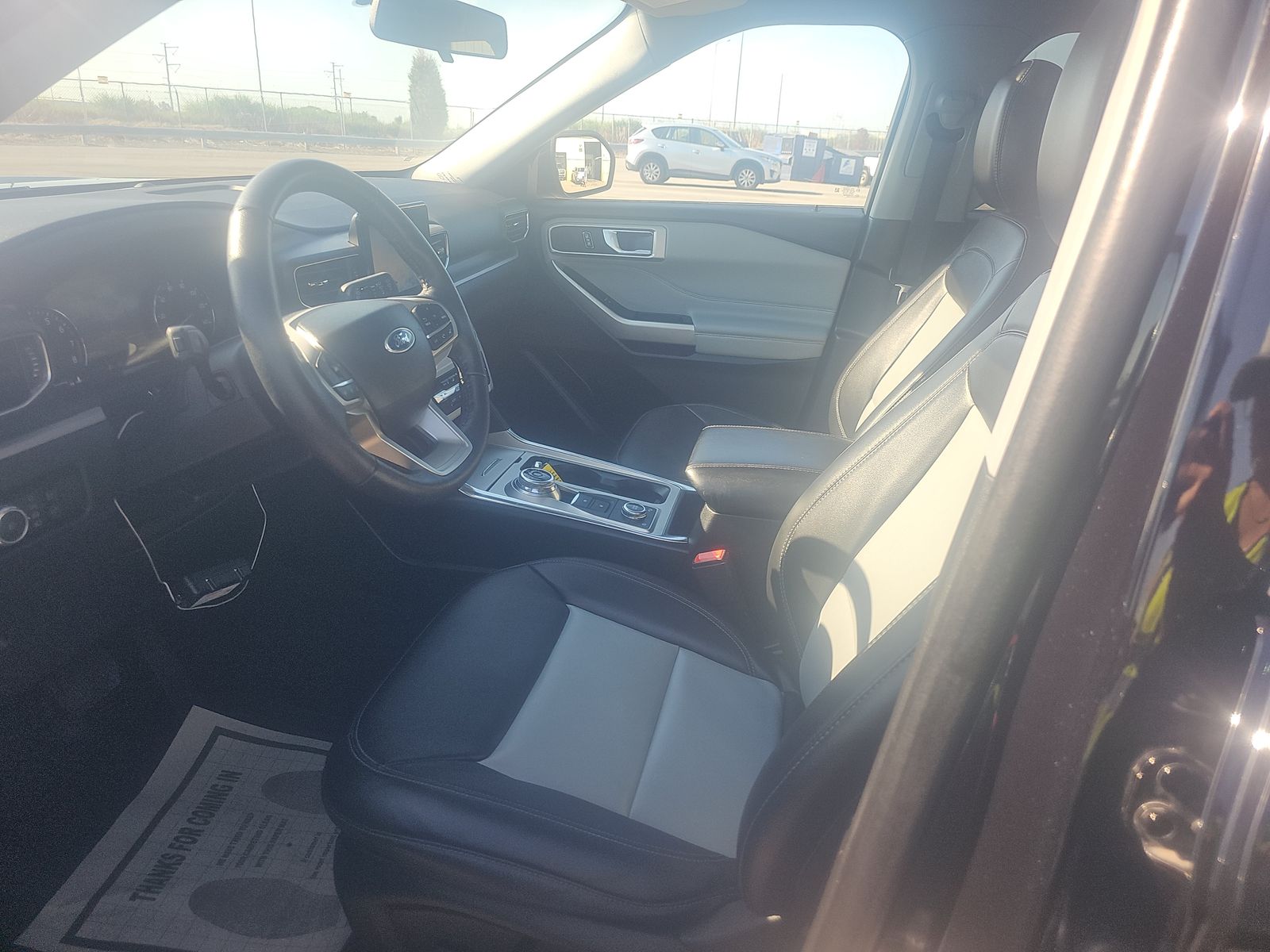 2023 Ford Explorer XLT AWD