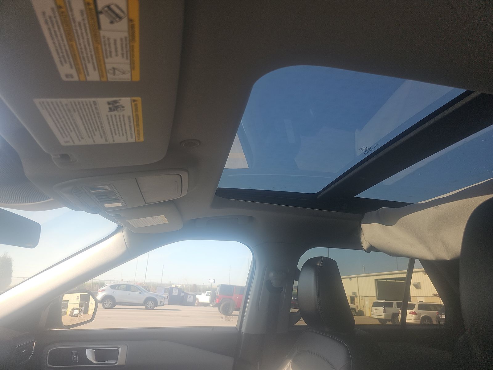 2023 Ford Explorer XLT AWD