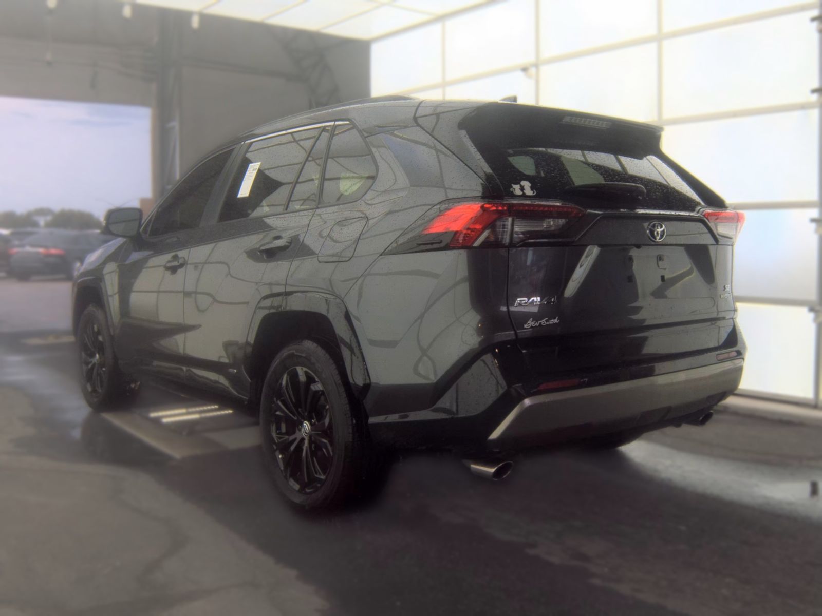 2024 Toyota RAV4 Hybrid SE AWD