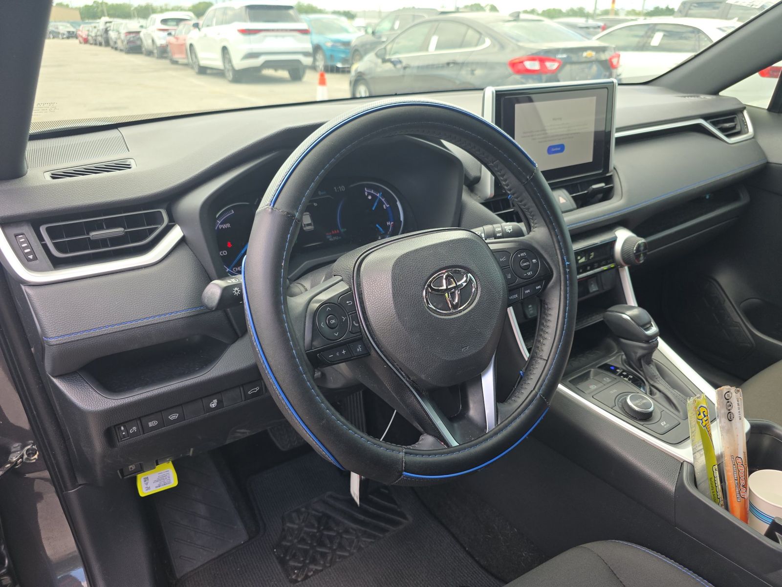 2024 Toyota RAV4 Hybrid SE AWD