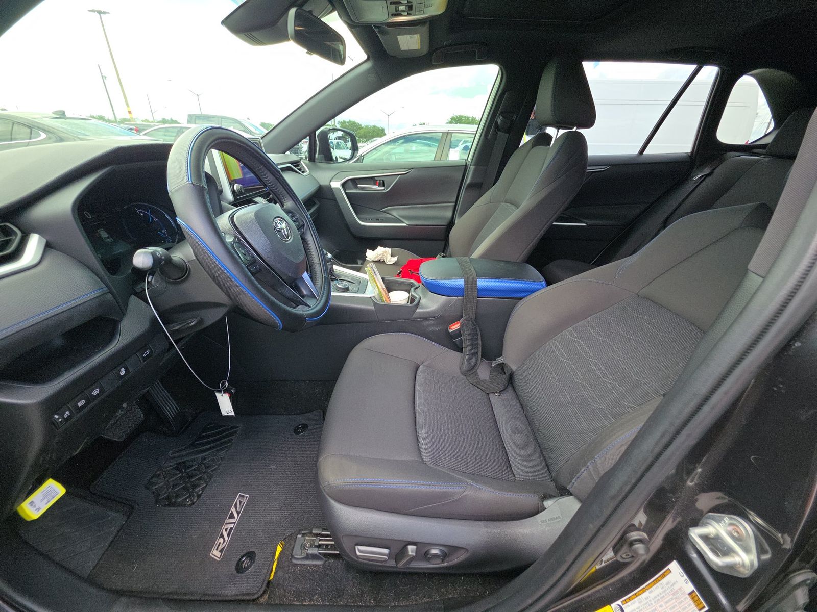 2024 Toyota RAV4 Hybrid SE AWD