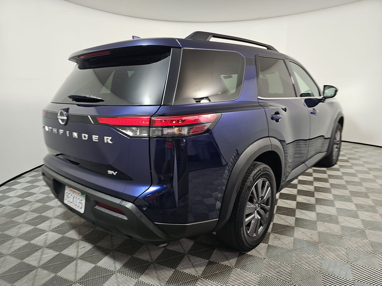 2022 Nissan Pathfinder SV FWD