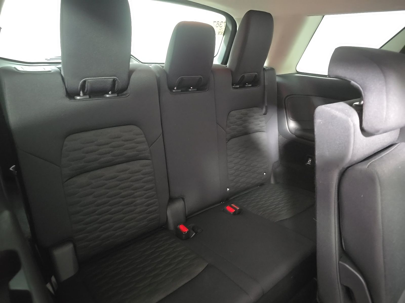 2022 Nissan Pathfinder SV FWD