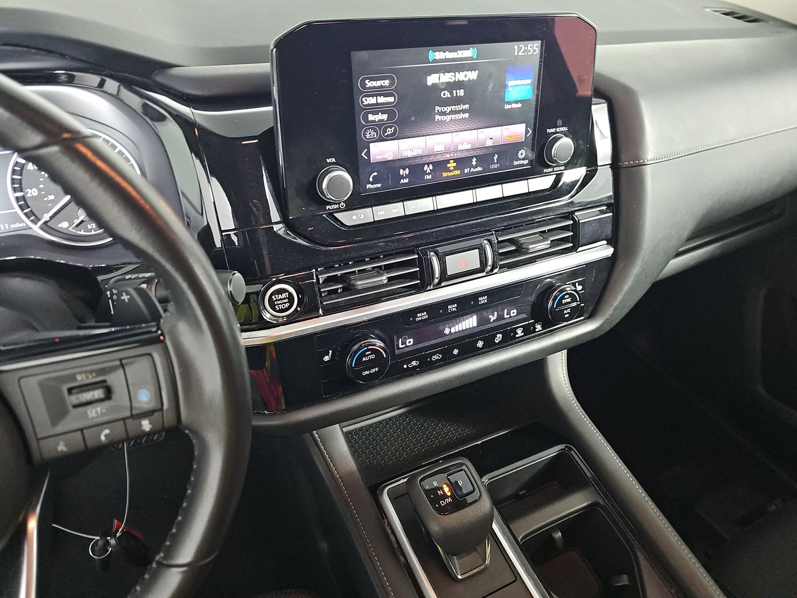 2022 Nissan Pathfinder SV FWD