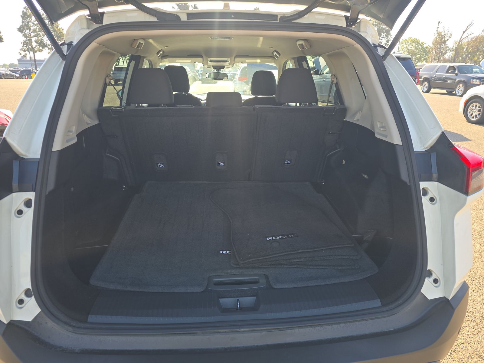 2022 Nissan Rogue S FWD